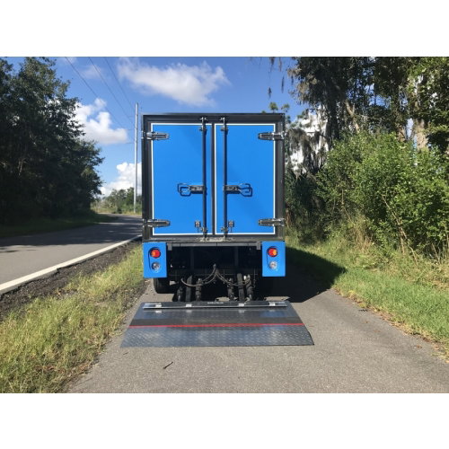 Cargo Hydraulic Lift - Photo 4